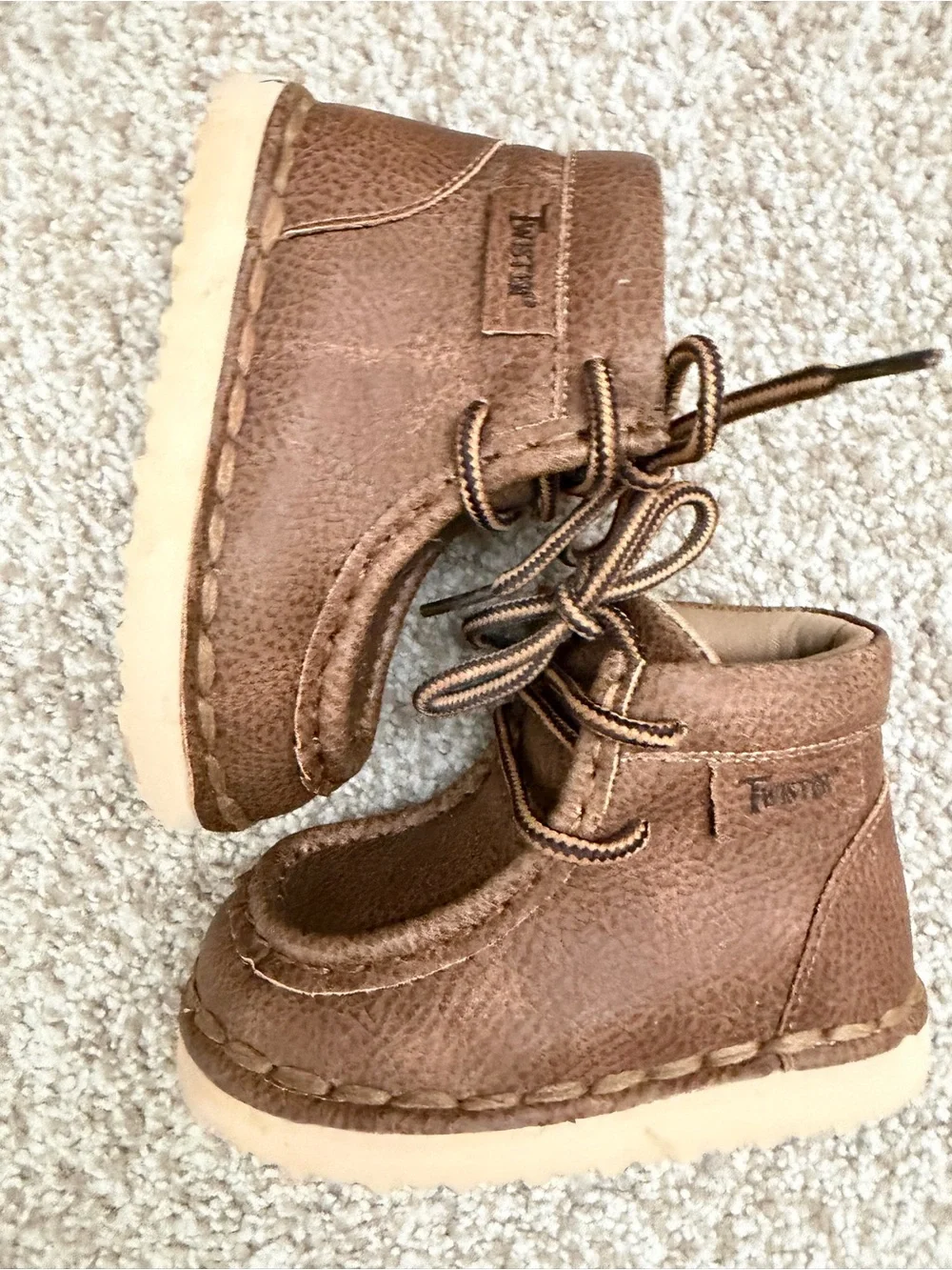 Twister infant baby Brown Lace-Up‎ Moccasin Boots Sz 8.9/9